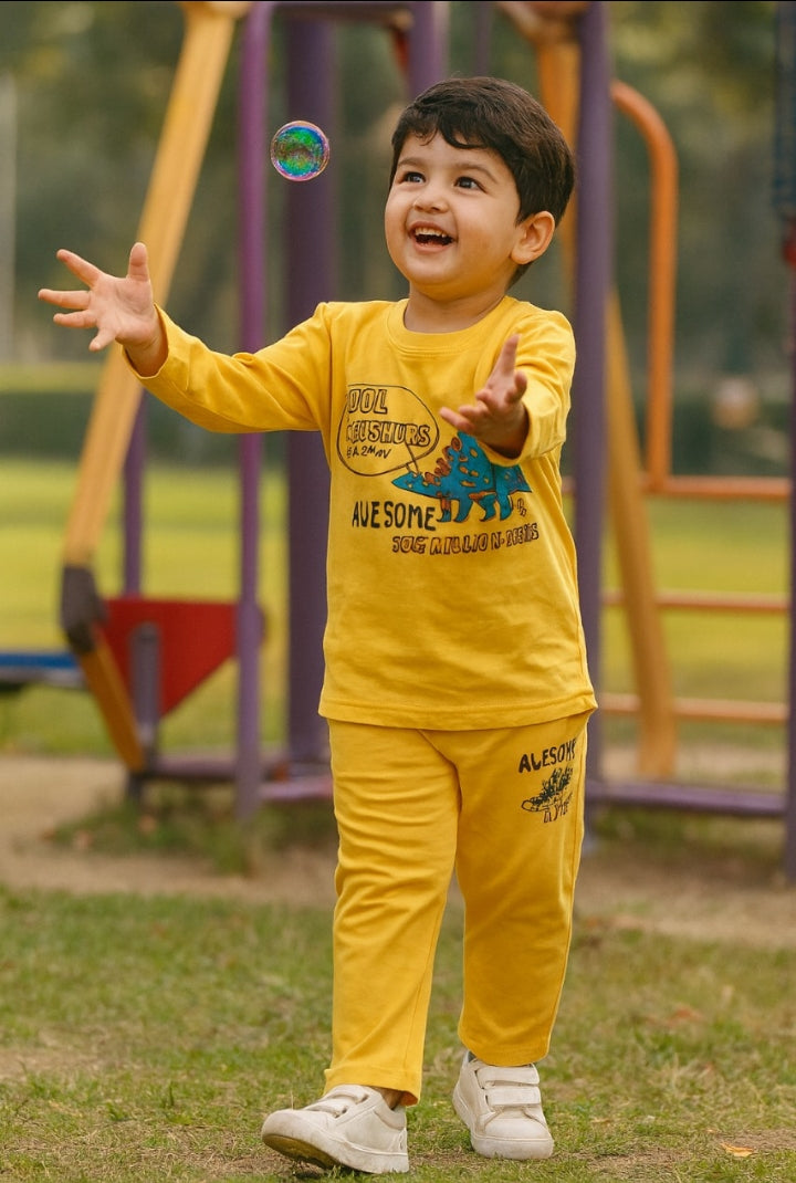 *winter collection*
β¨ Kids Tracksuit Collection β¨
π Export Quality | 100% Gersi Cotton Fabric
π¦οΈ Suitable for All 4 Seasons
π¨ Available in 7 Colour Option
π₯ Flat 30% OFF kr k price
Comfort + Style your kids will love!